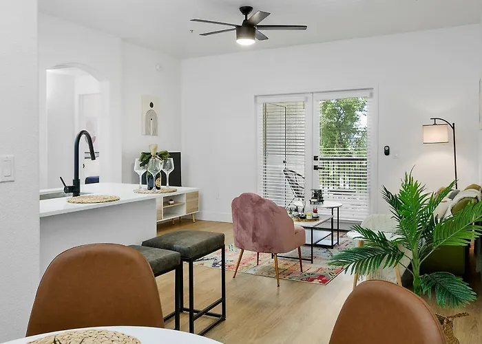 Apartment Cozysuites At *
