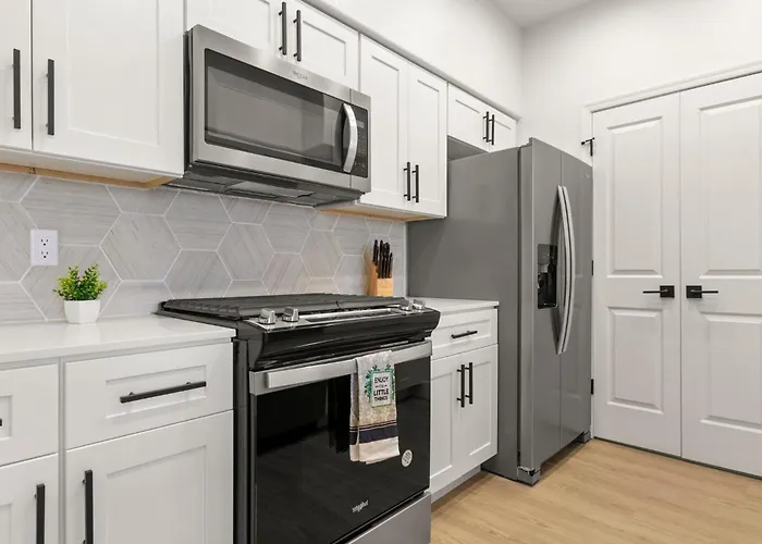 Apartment Cozysuites At *