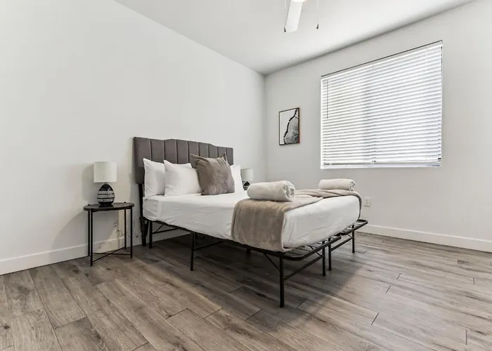 Cozysuites At *