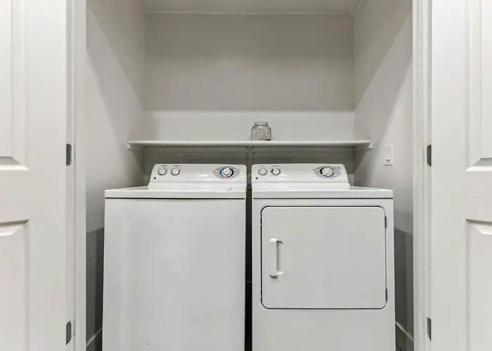Cozysuites At *