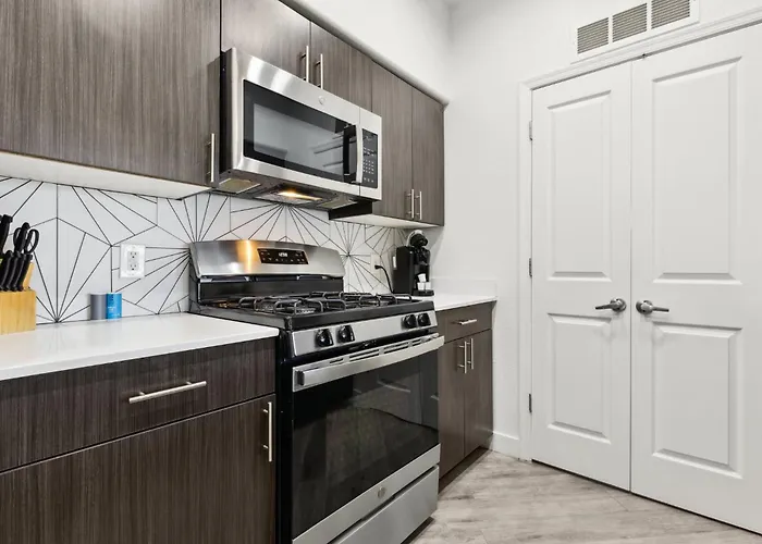 Cozysuites At * Glendale