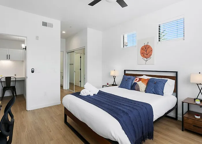 Apartment Cozysuites At *