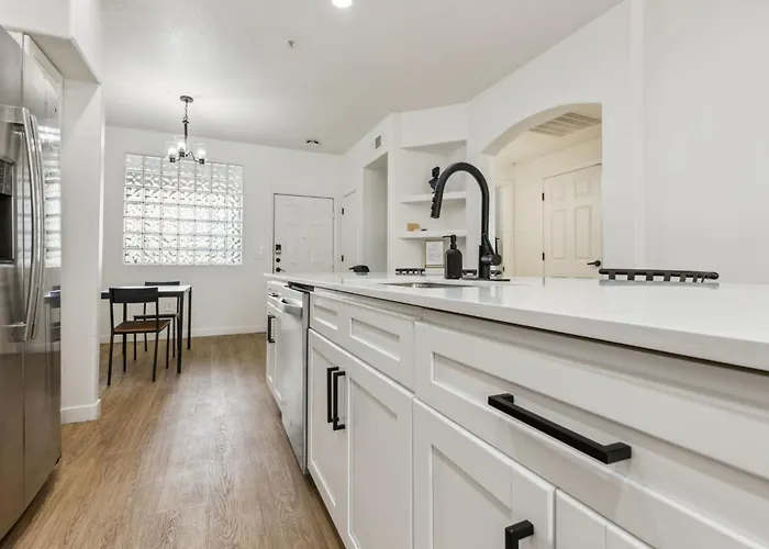 Apartment Cozysuites At *